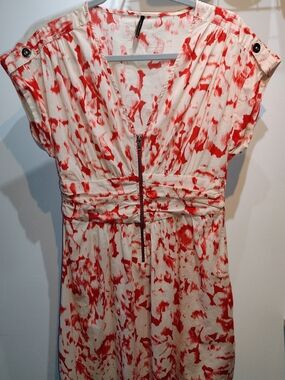 Soya Concept Women’s Cream and Red Printed Zip-Front Midi Dress (Size M)